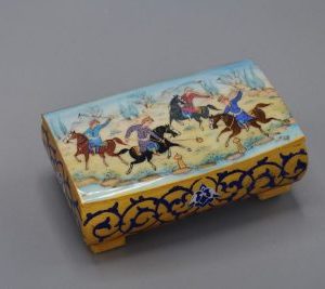 Camel bone jewelry box with Rider and Hunting design – Code 1010037